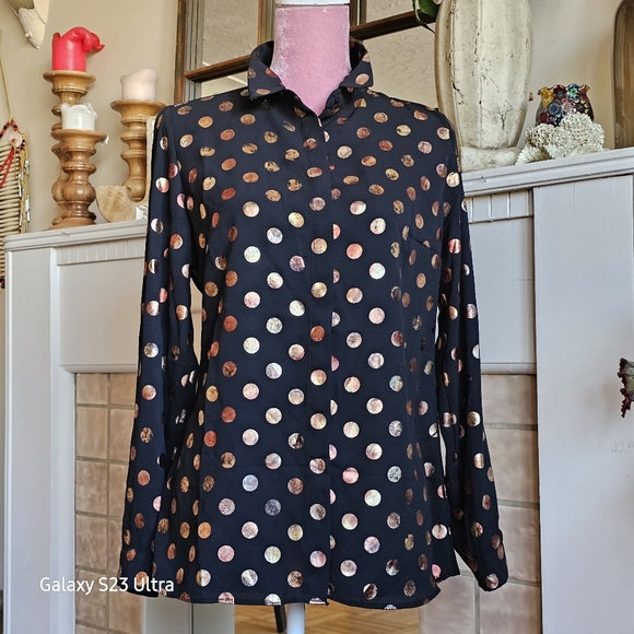 Sateen dress shirt, size large. - Picture 1 of 8